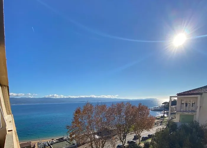 Magnifique T2 40m2 Centre Vue Au Bord De La Neuf 5 Personnes Clim Wifi Balcon Parking Privé Fermé